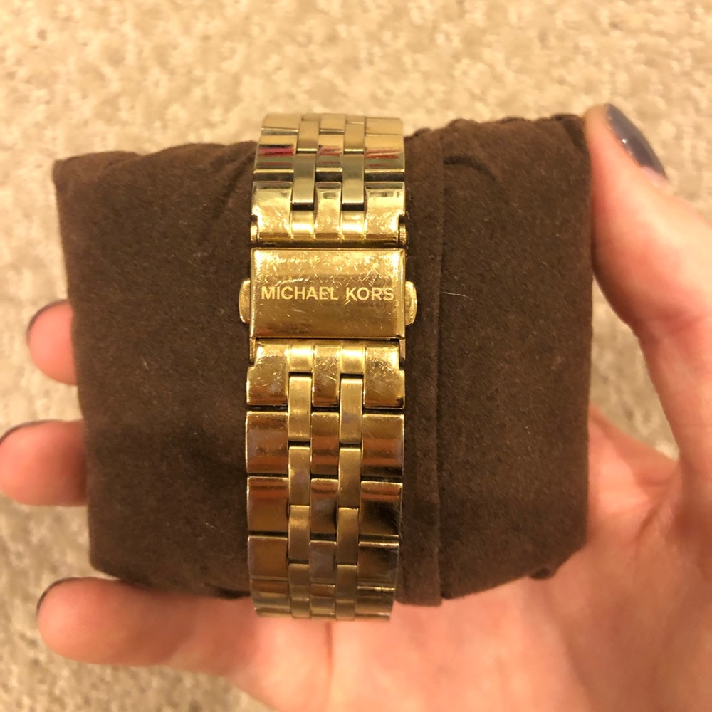Michael Kors Watch - Picture 5 of 6